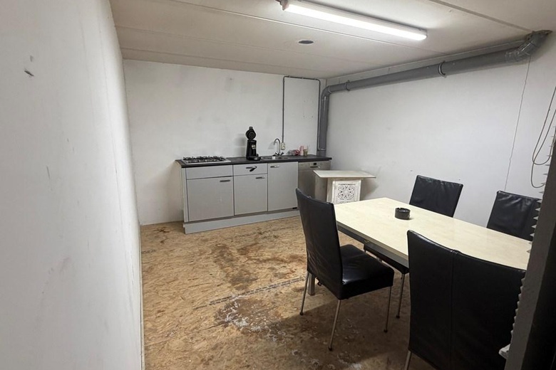 BedrijfsruimteaanSpaubeekstraat 105 10<br/> inTilburg
