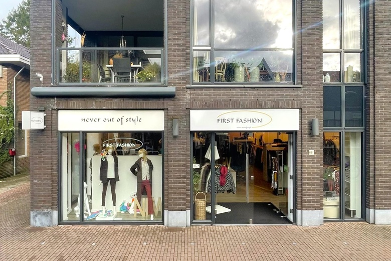 Bekijk foto 1 van Stationsstraat 68 a