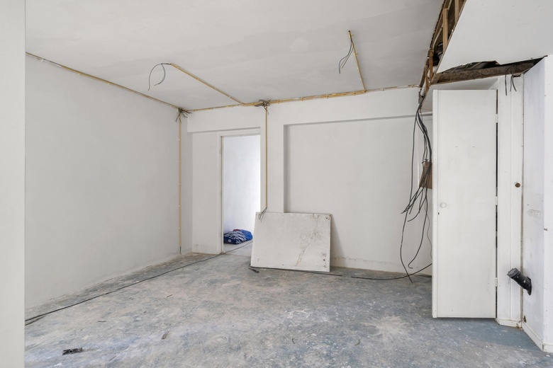 BedrijfsruimteaanHisveltplein 21 - 35<br/> inArnhem