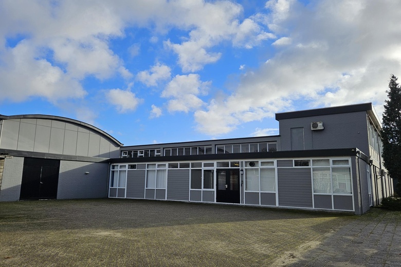 BedrijfsruimteaanJules Verneweg 15<br/> inEmmen