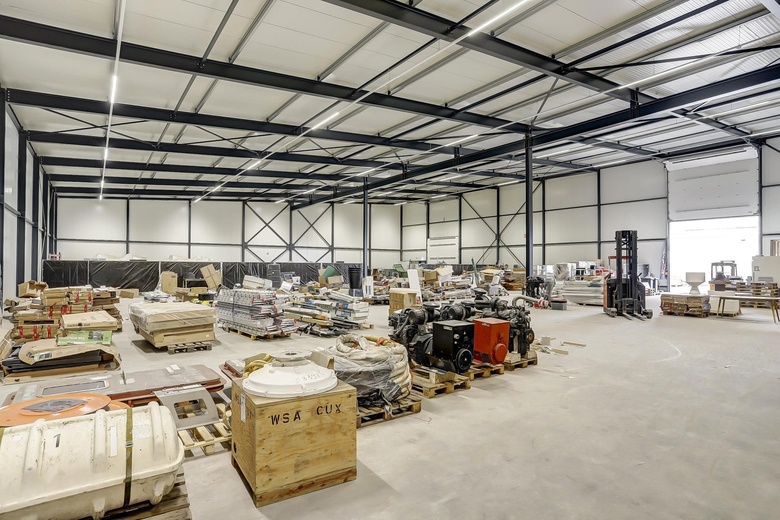 BedrijfsruimteaanFahrenheitstraat 7<br/> inHarlingen BedrijfsruimteaanFahrenheitstraat 7<br/> inHarlingen