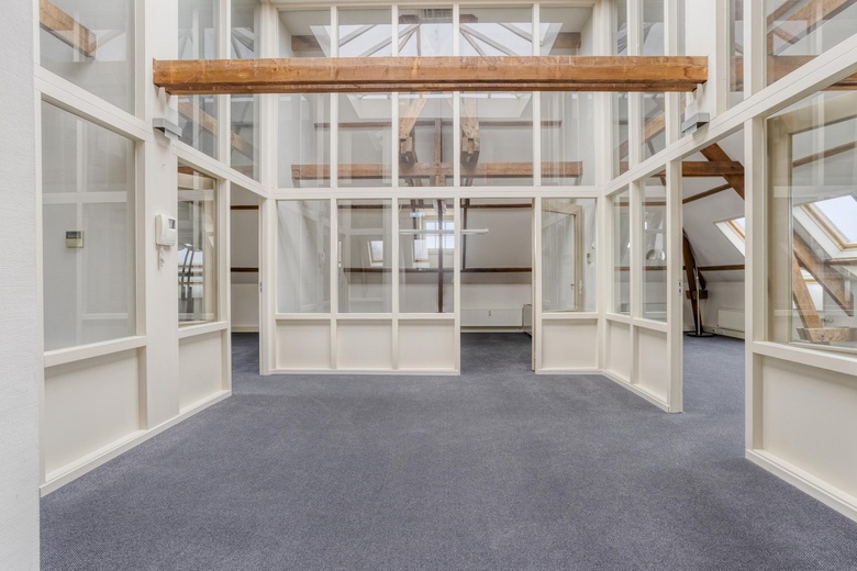 KantoorruimteaanRaadhuisplein 9<br/> inHeeswijk