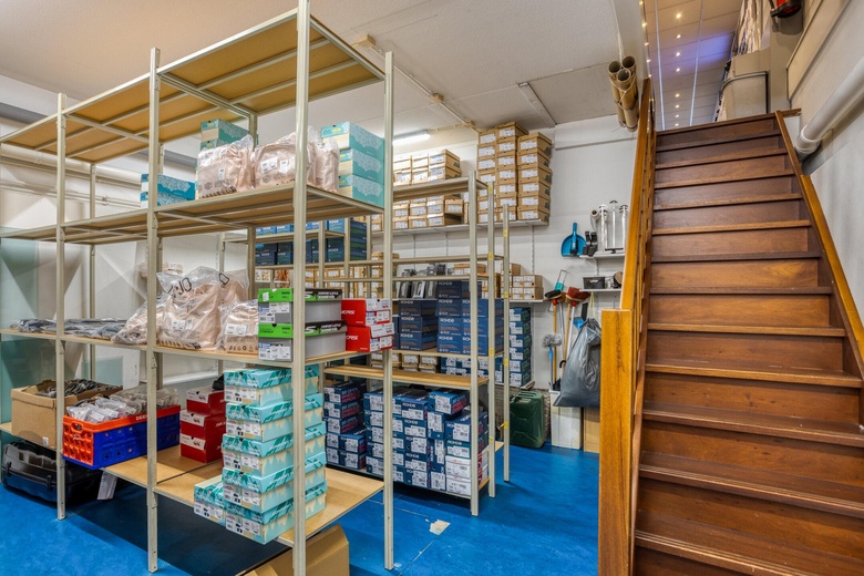 WinkelruimteaanJulianaweg 86<br/> inVolendam WinkelruimteaanJulianaweg 86<br/> inVolendam