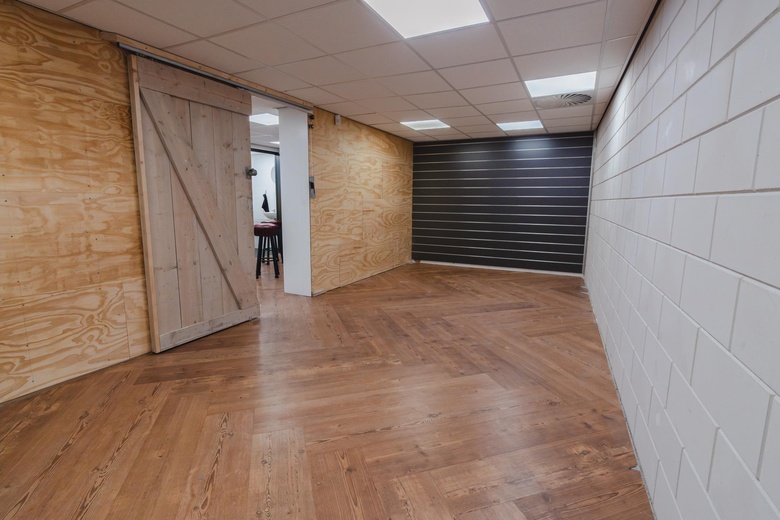 WinkelruimteaanKanaalstraat 30<br/> inLisse