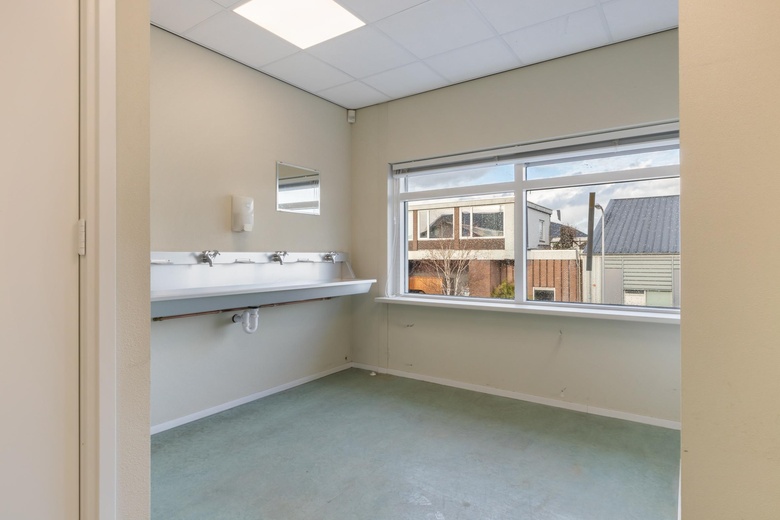 BedrijfsruimteaanZuidplasstraat 6<br/> inMoerkapelle