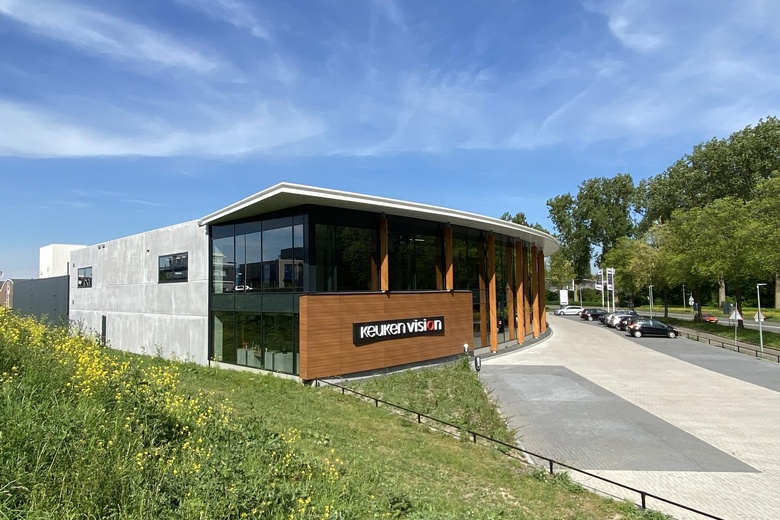 WinkelruimteaanMijlweg 83<br/> inDordrecht