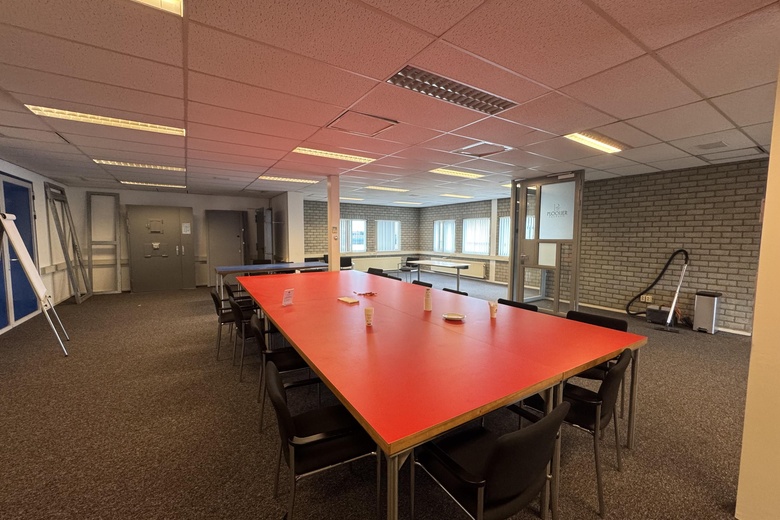 BedrijfsruimteaanSluispolderweg 71<br/> inZaandam BedrijfsruimteaanSluispolderweg 71<br/> inZaandam