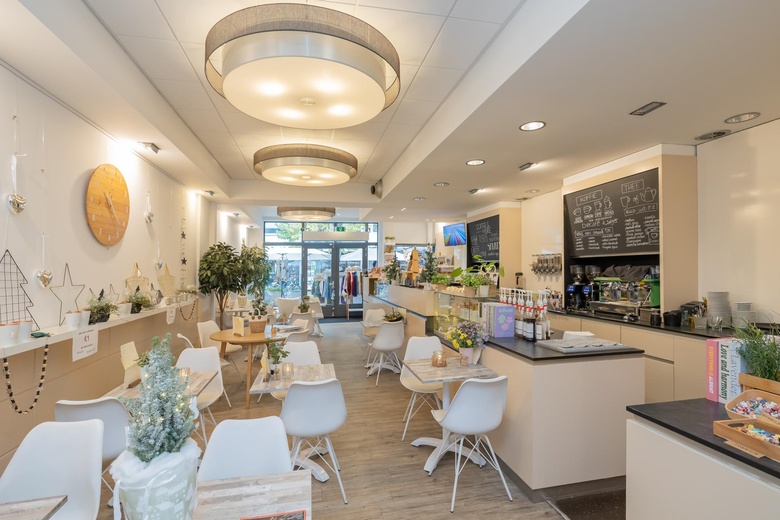 WinkelruimteaanKanaalstraat 68<br/> inLisse