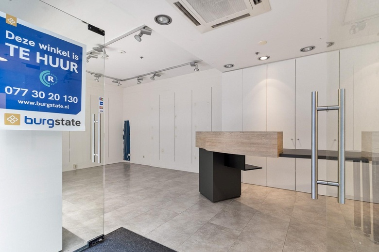 WinkelruimteaanRoersingelpassage 23<br/> inRoermond WinkelruimteaanRoersingelpassage 23<br/> inRoermond