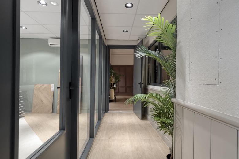 BedrijfsruimteaanKoningsspil 1 a<br/> inHalsteren