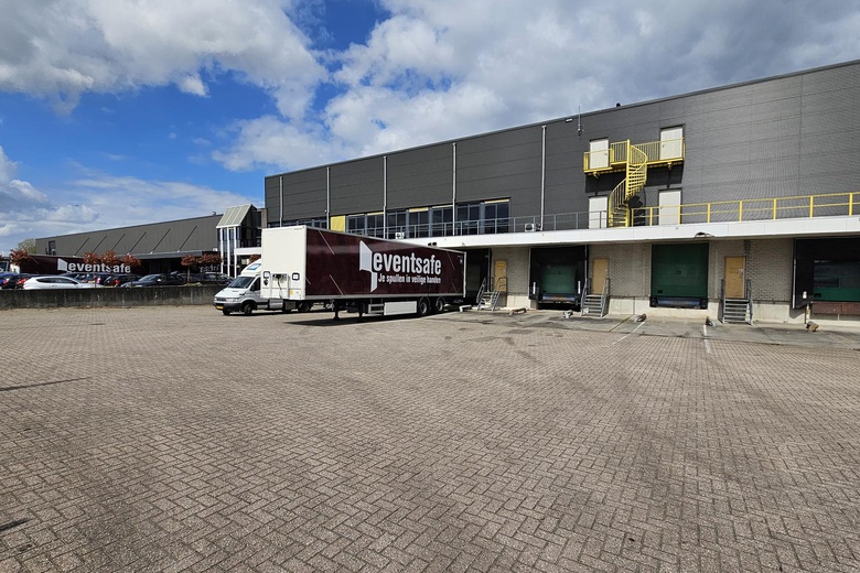 BedrijfsruimteaanBussele 17<br/> inErp BedrijfsruimteaanBussele 17<br/> inErp