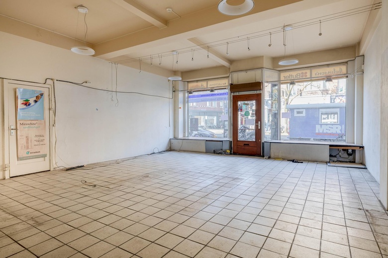 WinkelruimteaanNieuwe Binnenweg 62<br/> inRotterdam WinkelruimteaanNieuwe Binnenweg 62<br/> inRotterdam