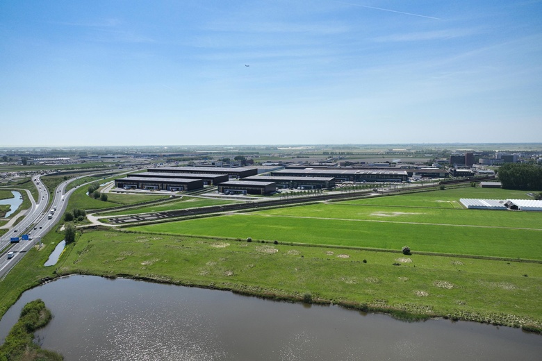 BedrijfsruimteaanBarnsteen 9 - 12<br/> inHoofddorp BedrijfsruimteaanBarnsteen 9 - 12<br/> inHoofddorp