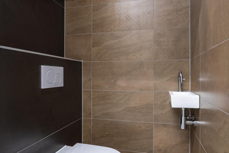 BedrijfsruimteaanEemmeerlaan 2 L<br/> inWeesp