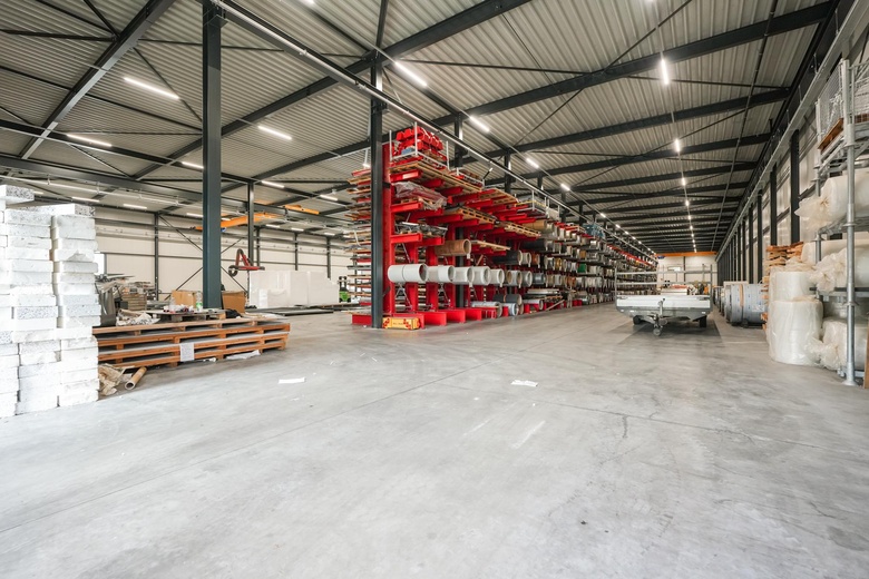 BedrijfsruimteaanHeibloemweg 14<br/> inHelmond