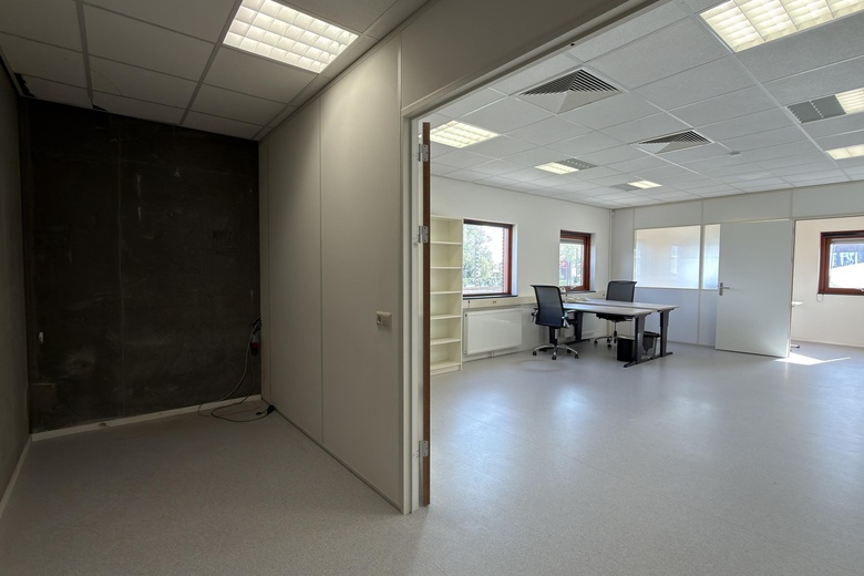 BedrijfsruimteaanDe Corridor 12 a<br/> inBreukelen