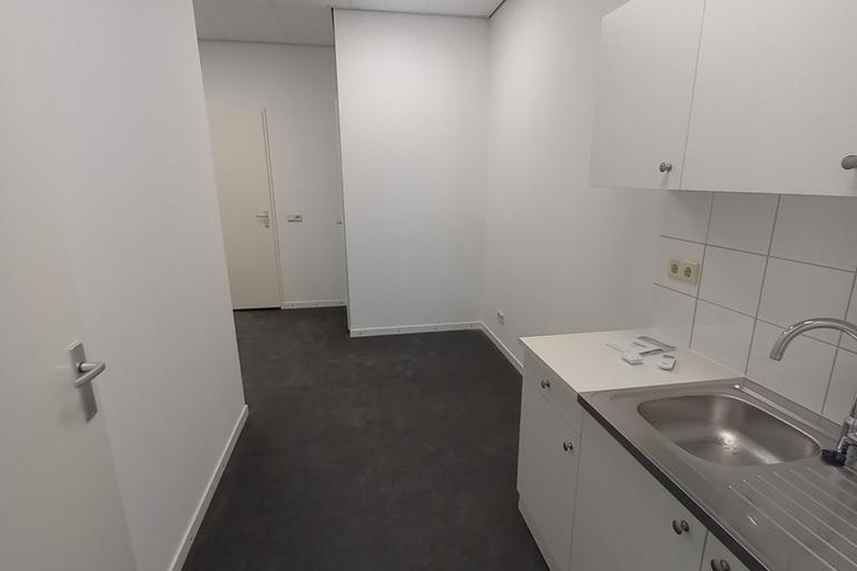 BedrijfsruimteaanRomeinenstraat 77<br/> inBeugen