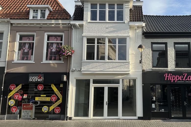 Bekijk foto 1 van Wouwsestraat 38