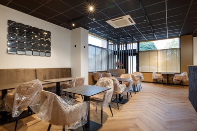 Bekijk foto 2 van Bernadottelaan 25