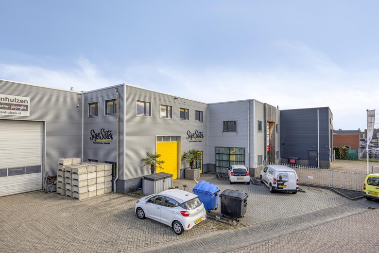 BedrijfsruimteaanTinus van der Sijdestraat 7<br/> inSprang