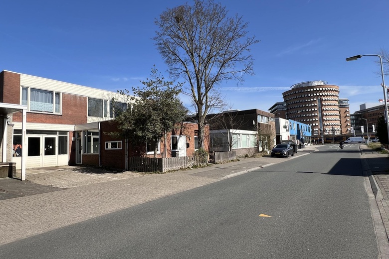 BedrijfsruimteaanAris van Broekweg 4 - 8<br/> inZaandam