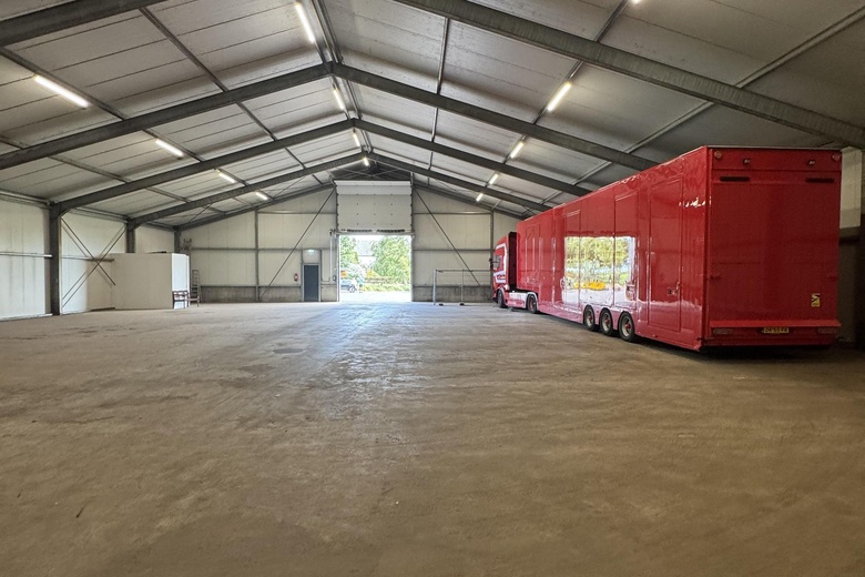 BedrijfsruimteaanUiterbuurtweg 45<br/> inNieuwveen BedrijfsruimteaanUiterbuurtweg 45<br/> inNieuwveen