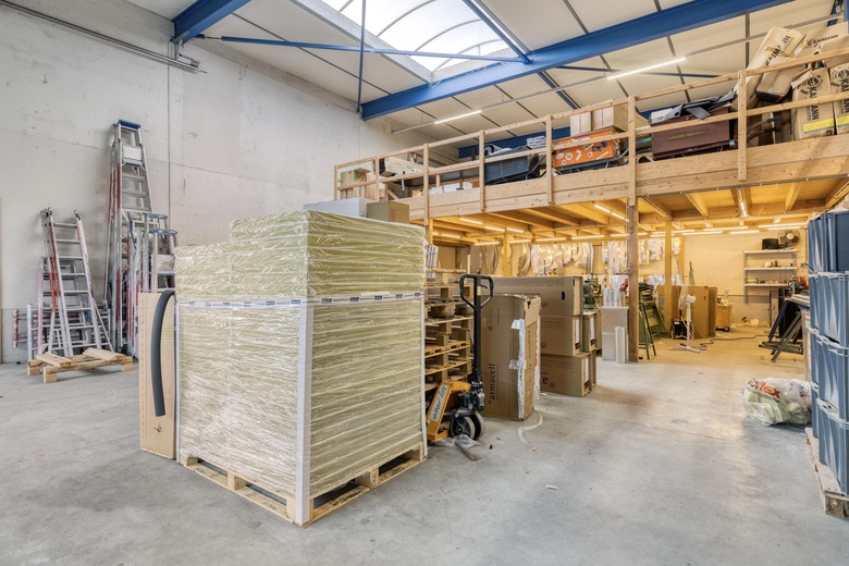 BedrijfsruimteaanCanadabaan 7 l<br/> inNistelrode