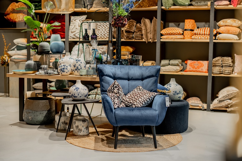 WinkelruimteaanAdmiraal Helfrichstraat 33<br/> inHardenberg WinkelruimteaanAdmiraal Helfrichstraat 33<br/> inHardenberg