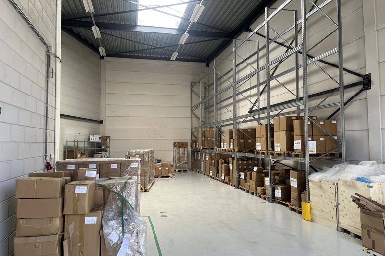 BedrijfsruimteaanProostwetering 25 G<br/> inUtrecht