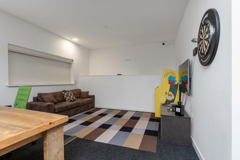 BedrijfsruimteaanKiotoweg 157<br/> inRotterdam