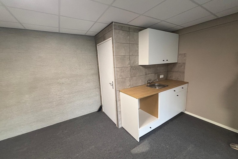 BedrijfsruimteaanGraaf van Solmsweg 99 E 9<br/> inDen Bosch BedrijfsruimteaanGraaf van Solmsweg 99 E 9<br/> inDen Bosch