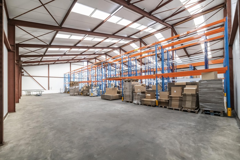 BedrijfsruimteaanSmederij 4<br/> inHardinxveld-Giessendam