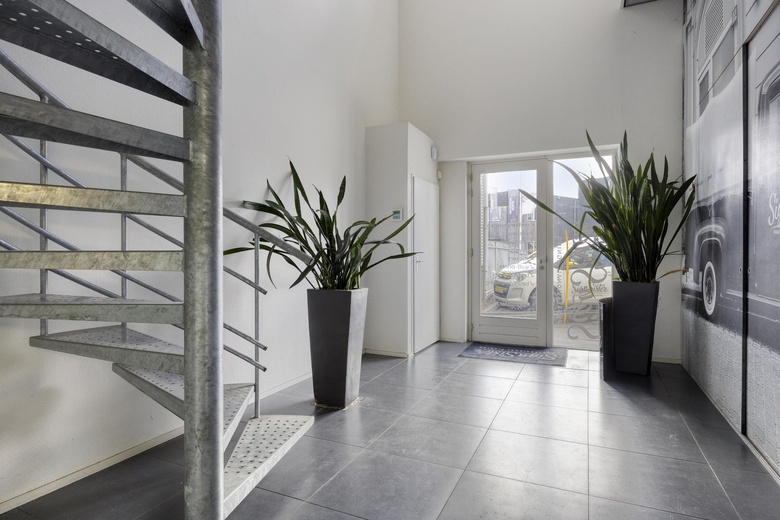 BedrijfsruimteaanTinus van der Sijdestraat 7<br/> inSprang