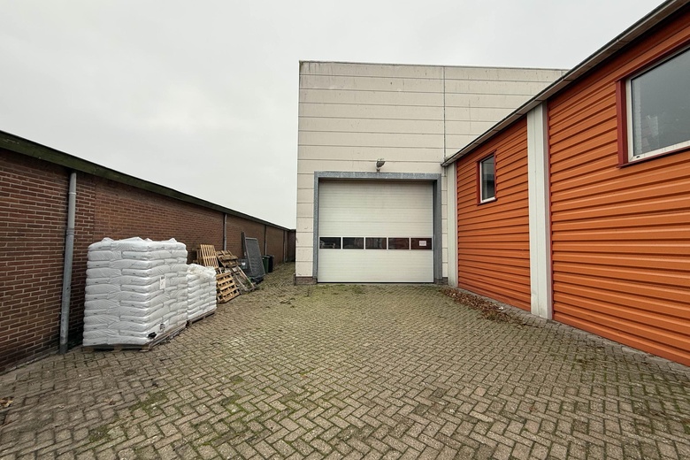 Bekijk foto 1 van Elzenweg 13 Bekijk foto 1 van Elzenweg 13