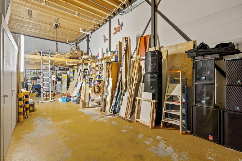 BedrijfsruimteaanNeon 25 p<br/> inOud-Gastel