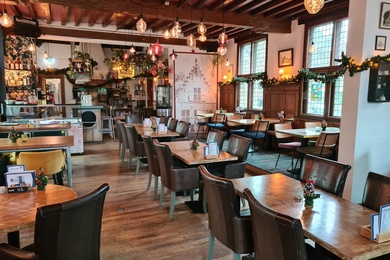 Bekijk foto 2 van Dorpsstraat 22