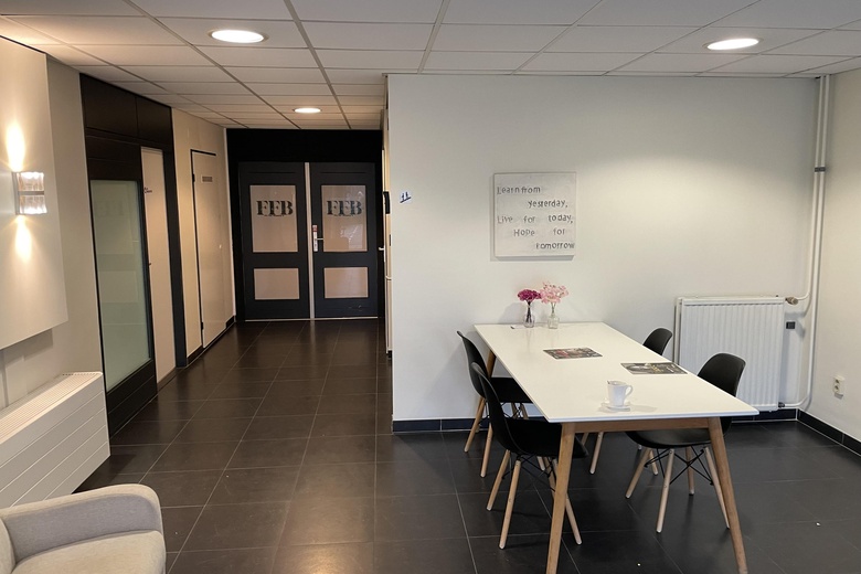 KantoorruimteaanDorpstraat 120<br/> inWaddinxveen