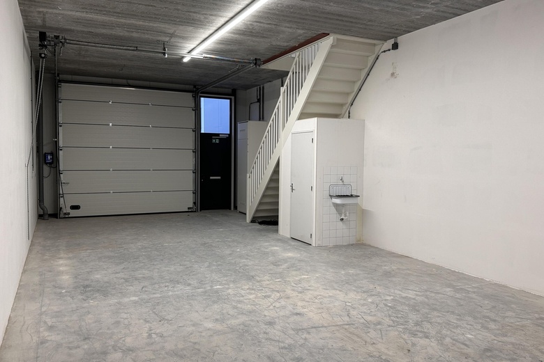 BedrijfsruimteaanNewtonstraat 86<br/> inTiel