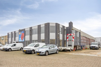 Bekijk foto 2 van Kennedylaan 8