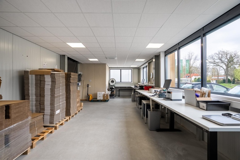 BedrijfsruimteaanNijverheidsstraat 10 a<br/> inEibergen BedrijfsruimteaanNijverheidsstraat 10 a<br/> inEibergen