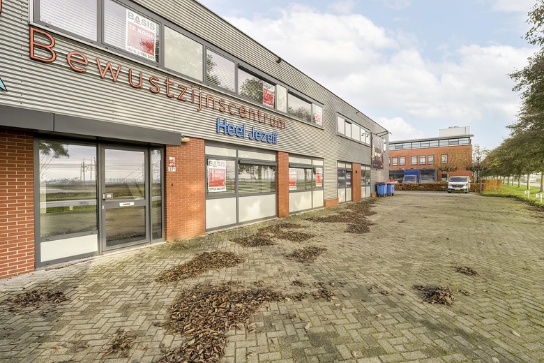 KantoorruimteaanLuzernestraat 37 A<br/> inNieuw-Vennep