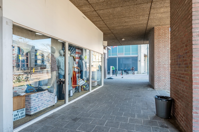 WinkelruimteaanHoogstraat 139<br/> inVlaardingen WinkelruimteaanHoogstraat 139<br/> inVlaardingen