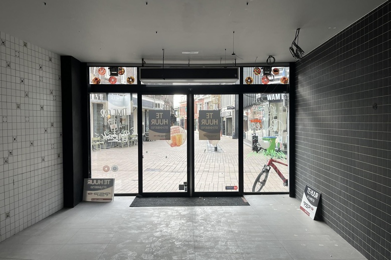 WinkelruimteaanHeuvelstraat 1 a<br/> inTilburg WinkelruimteaanHeuvelstraat 1 a<br/> inTilburg