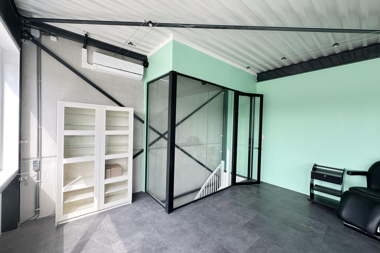 BedrijfsruimteaanAnna van Hoevellstraat 8<br/> inWageningen BedrijfsruimteaanAnna van Hoevellstraat 8<br/> inWageningen