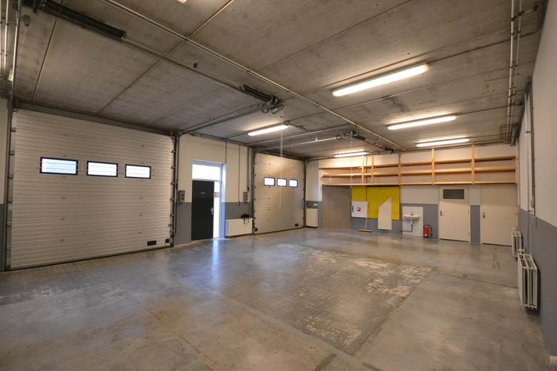 BedrijfsruimteaanParallelweg 9 - 10<br/> inVolendam