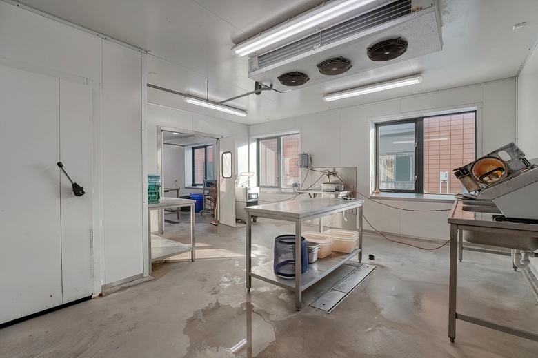 BedrijfsruimteaanKeyserswey 47 - 49<br/> inNoordwijk