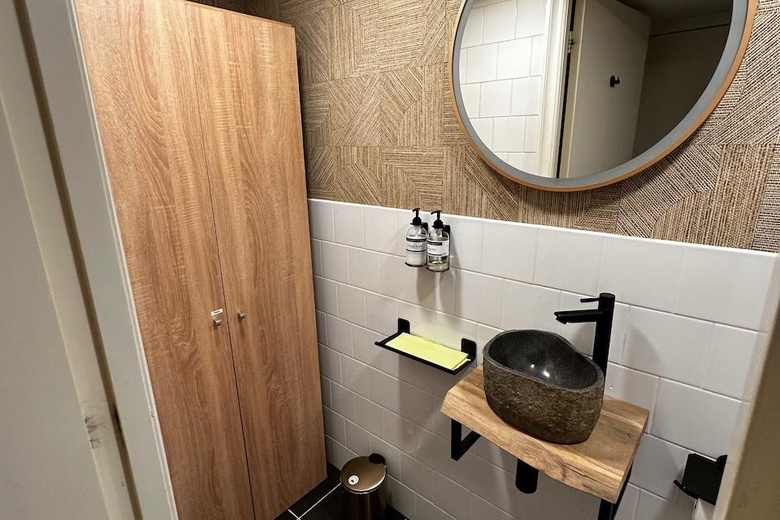 WinkelruimteaanVos in tuinstraat 3<br/> inDen Haag WinkelruimteaanVos in tuinstraat 3<br/> inDen Haag