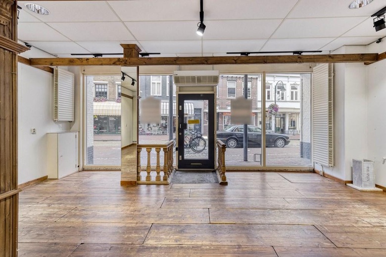WinkelruimteaanKaaistraat 44<br/> inSteenbergen WinkelruimteaanKaaistraat 44<br/> inSteenbergen