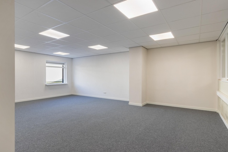 BedrijfsruimteaanZuidplasstraat 6<br/> inMoerkapelle