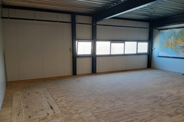 BedrijfsruimteaanHoutzagerijstraat 16 c<br/> inMill BedrijfsruimteaanHoutzagerijstraat 16 c<br/> inMill